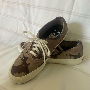 Vans Brown Tan Canvas Sneakers Camouflage